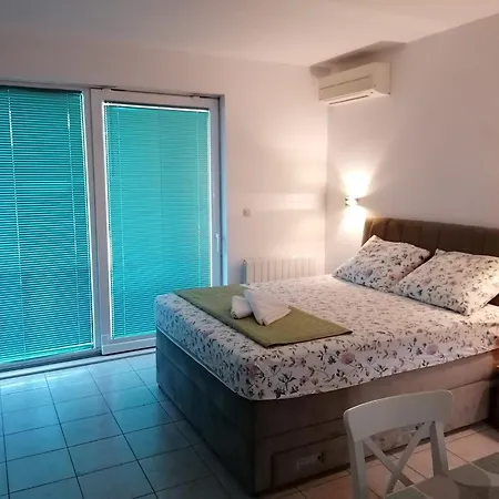Apartment Buki Ploce (Dubrovnik-Neretva)